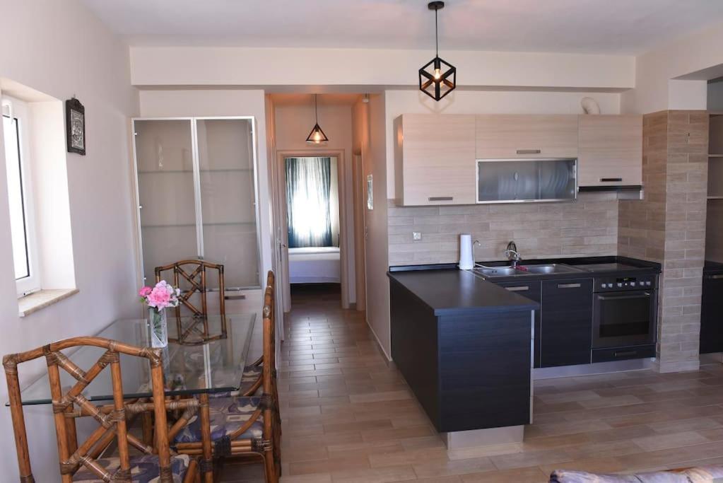 Katerina Luxury Suites إيليا لاكونياس المظهر الخارجي الصورة